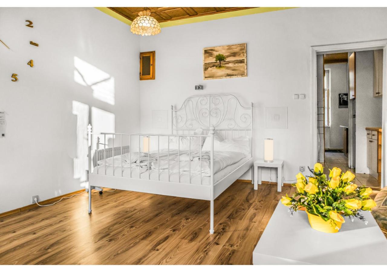 Welcoming 2Br Apt. Near Danube & Millenium Tower Viena Exterior foto