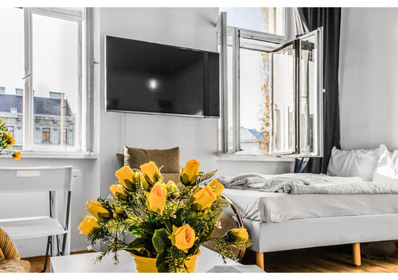Welcoming 2Br Apt. Near Danube & Millenium Tower Viena Exterior foto