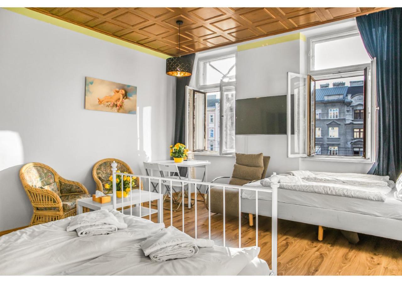 Welcoming 2Br Apt. Near Danube & Millenium Tower Viena Exterior foto