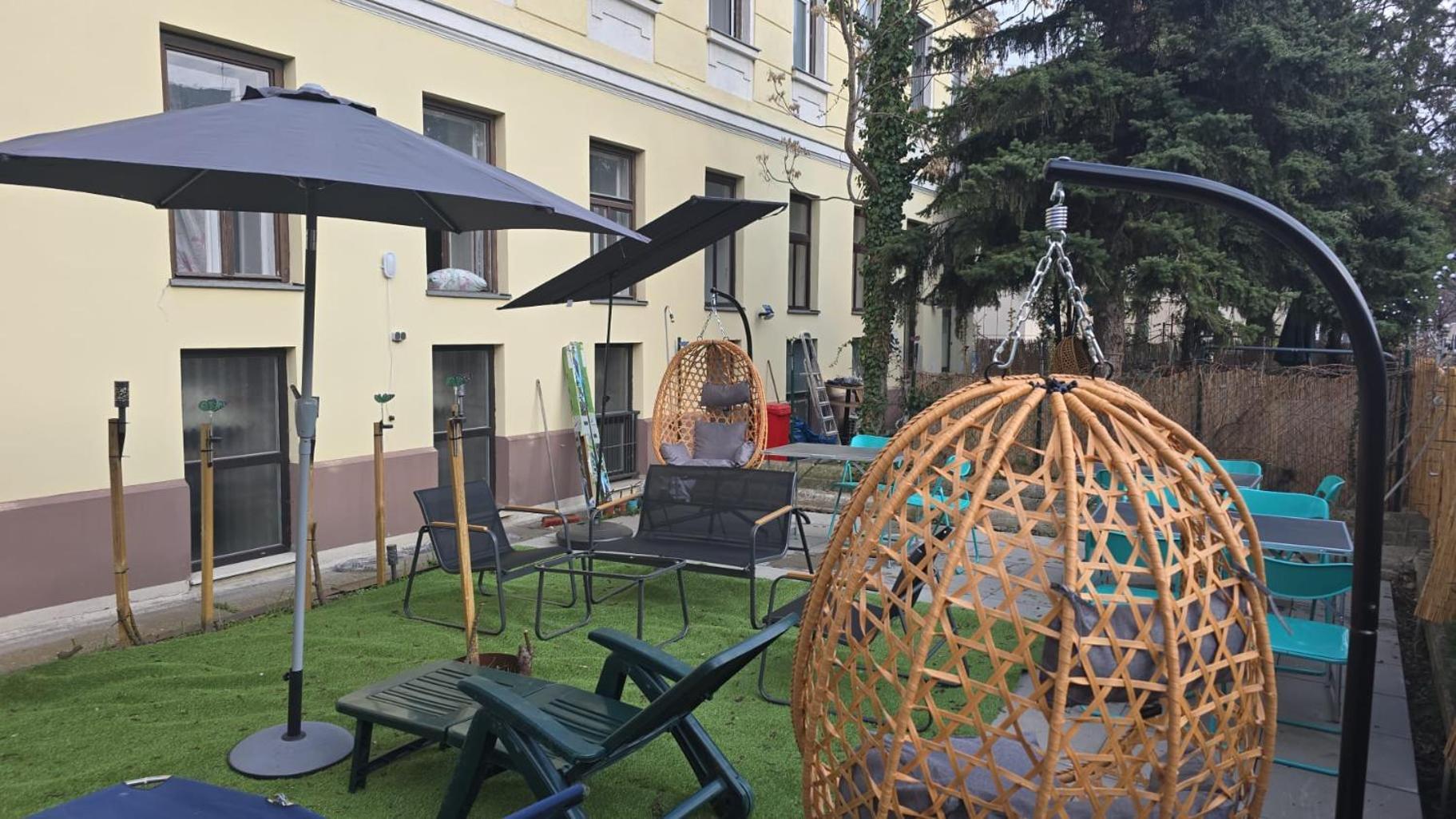 Welcoming 2Br Apt. Near Danube & Millenium Tower Viena Exterior foto